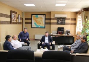نشست جهادکشاورزی ، راه و شهرسازی و بنیادمسکن برای حل مشکل زمین و مسکن کارکنان