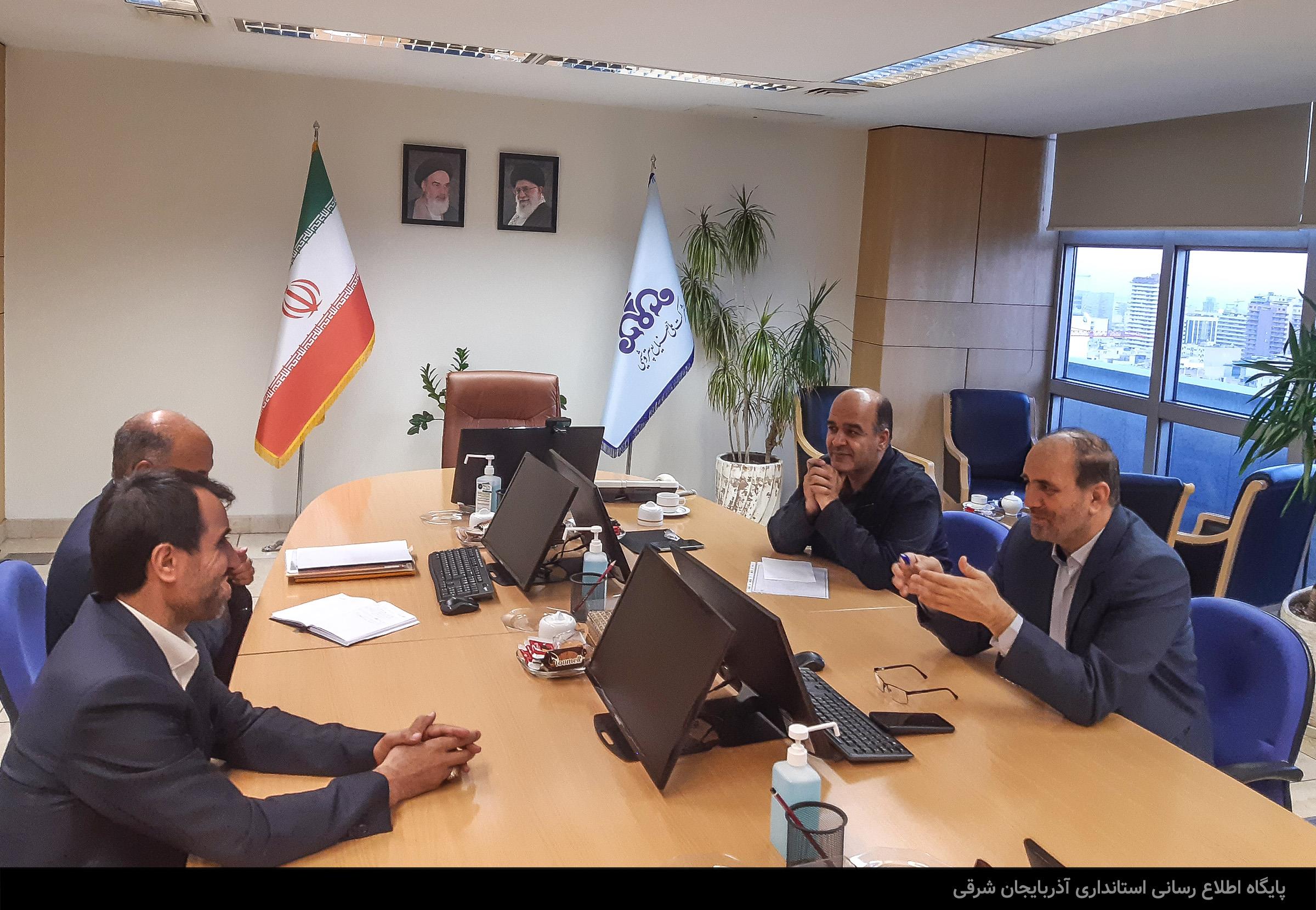 در نشست استاندار آذربایجان شرقی با معاون وزیر نفت توافق شد:احداث واحد های جدید و تسریع در تکمیل پروژه های در دست اجرای پتروشیمی تبریز