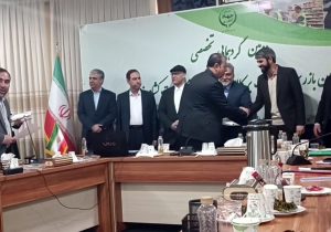 تجلیل وزیر جهاد کشاورزی از مدیر بازرسی و نظارت بر بازار محصولات کشاورزی استان آذربایجان شرقی
