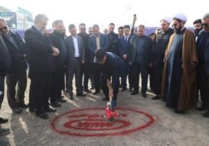 کلنگ مدرسه ۱۲ کلاسه مدیران خودرو بر زمین زده شد