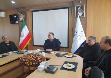 برگزاری جلسه عمومی با همکاران درباره موضوعات رفاهی و معیشتی