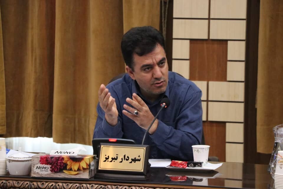 شهردار تبریز خبر داد:آغاز روزشمار اتمام پروژه تقاطع ارتش از امروز/ جمع‌بندی پروژه‌های نیمه‌تمام اولویت شهرداری تبریز است
