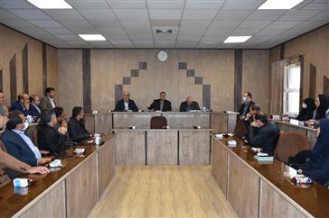 رئیس دانشگاه علوم پزشکی تبریز در جمع اعضای هیات علمی دانشکده بهداشت تاکید کرد:تلاش برای احیای جایگاه بهداشت و پیشگیری در نظام سلامت/ اساتید و دانشجویان ستون های دانشگاه هستند
