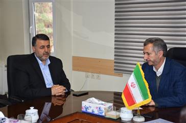 رئیس دانشگاه علوم پزشکی تبریز مطرح کرد:مراکز سلامت نقش محوری را در تحقق برنامه های جوانی جمعیت دارند