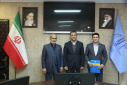 رئیس دانشگاه تبریز در آئین تجلیل از همکاران مدیریت همکاری‌‌های علمی و بین المللی:دیپلماسی علمی عاملی برای صدور فرهنگ و ارزش‌ها است
