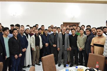 رئیس دانشگاه علوم پزشکی تبریز در جمع دانشجویان خارجی تاکید کرد:اندوخته های علمی دانشجویان خارجی سرمایه های آینده کشورشان است