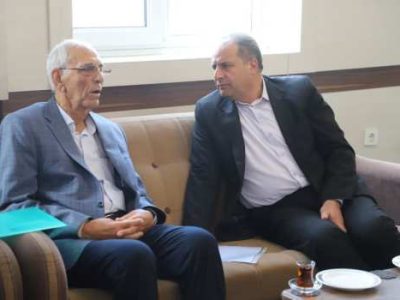 دیدار کریم آذربایجان و مدیرکل آموزش و پرورش استان آذربایجان شرقی و گفت‌وگو حول محور مدارس خیرساز مردانی‌ آذر