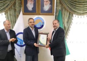 شرکت آب و فاضلاب آذربایجان شرقی به عنوان سفیر سبز کشور انتخاب شد