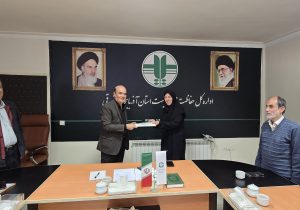 تجلیل مدیر کل حفاظت محیط زیست آذربایجان شرقی ازپیشگامان عرصه جهاد تبیین و روابط عمومی