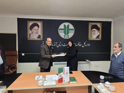 تجلیل مدیر کل حفاظت محیط زیست آذربایجان شرقی ازپیشگامان عرصه جهاد تبیین و روابط عمومی