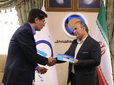 تجلیل از مدیران، کارشناسان کنترل کیفیت و آبداران نمونه شرکت آبفای آذربایجان شرقی به‌پاس ارتقاء سلامت آب روستاها
