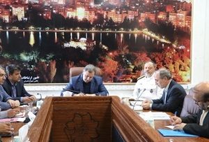 نشست مشترک مدیرکل حفظ آثار و نشر ارزش های دفاع مقدس آذربایجان شرقی با شهردار منطقه ۲ تبریز