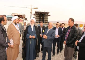 بازدیدنماینده ولی فقیه ورئیس شورای مرکزی بنیاد مسکن انقلاب اسلامی ازپروژه های مسکن شهری بنیاد مسکن تبریز،انجمن خیرین مسکن سازاستان وتوسعه مسکن آذربایجان.