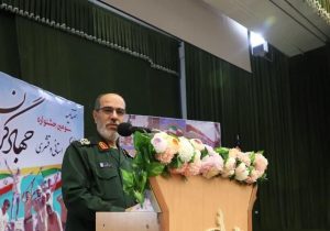 خداوند به جهادگران افتخار می کند