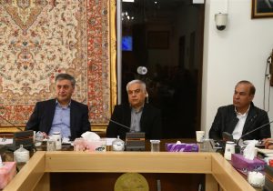 تامین گاز صنایع در اولویت شرگت گاز استان آذربایجان‌شرقی باشد