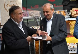 پیگیری احداث یک مجموعه شهرک صنعتی خشکبار در آذرشهر