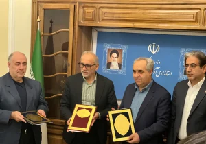 امضای تفاهم‌نامه سه‌جانبه برای توسعه اورژانس آذربایجان‌شرقی و خرید ۴۰ آمبولانس