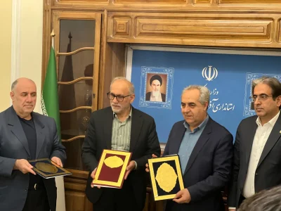 امضای تفاهم‌نامه سه‌جانبه برای توسعه اورژانس آذربایجان‌شرقی و خرید ۴۰ آمبولانس