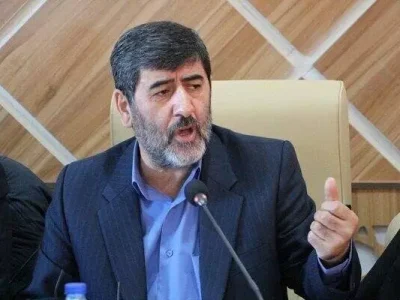 معاون استاندار آذربایجان شرقی: دانش آموزان را به شکل منطقی قانع کنیم