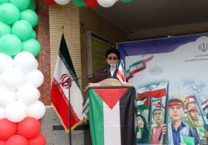 دانش آموزان با خوب درس خواندن در نظم نوین جهانی نقشی اثرگذار داشته باشند