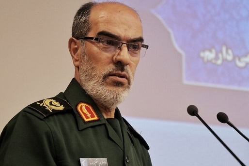 فرمانده سپاه عاشورا مطرح کرد:هنرمندان با زبان هنر از ارزش ها دفاع کنند
