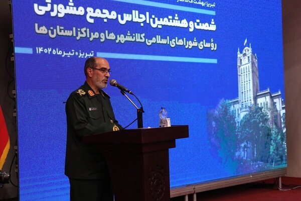فرمانده سپاه عاشورا:فضای همدلی موجود بین دستگاه‌های اجرایی آذربایجان‌شرقی دلگرم کننده است