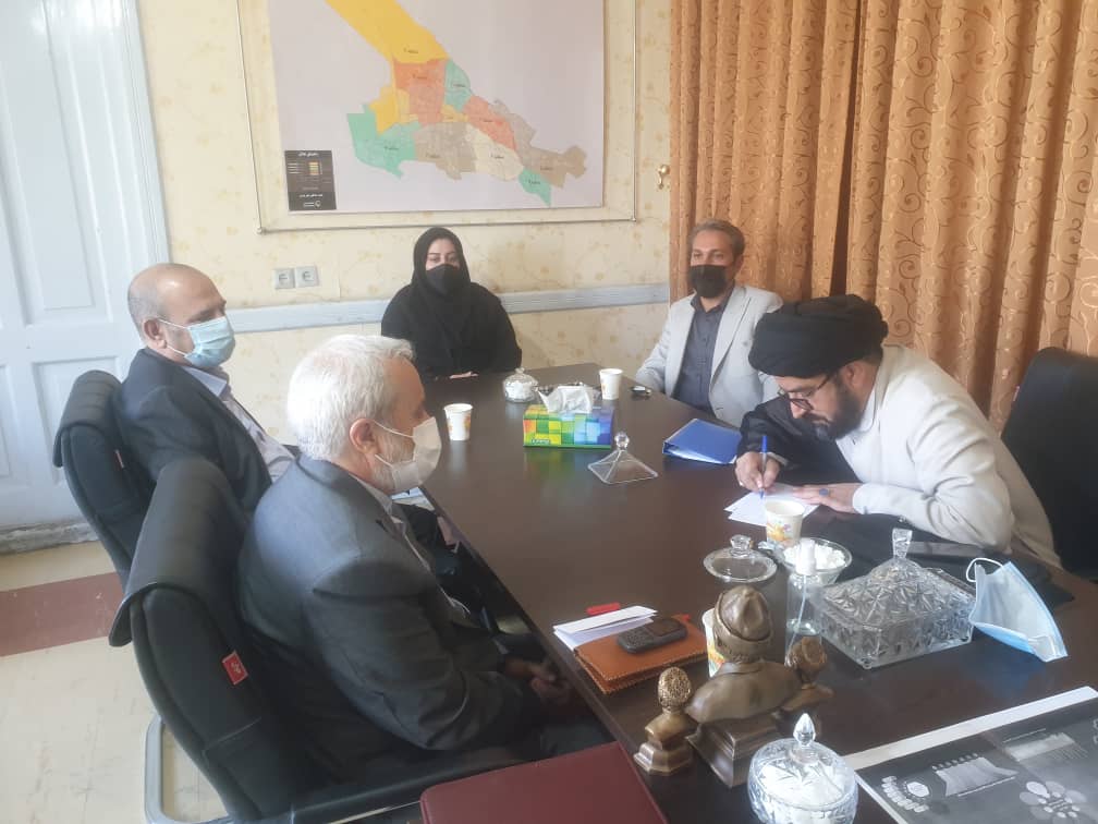 عضو شورای کلانشهر تبریز در دیدار با مسئولین امداد صنعت نانو در استان:ورود شهرداری برای حمایت سرمایه گذاران امداد صنعت نانو در پروژه های شهری