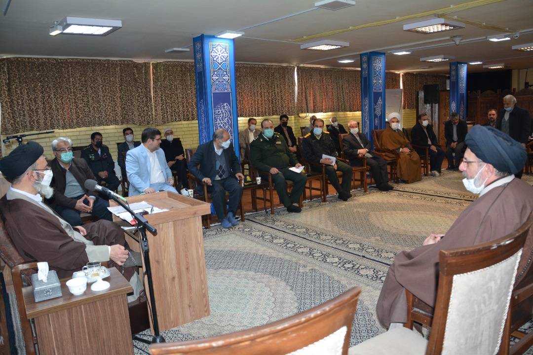 دکتر آل هاشم امام جمعه تبریز جشن‌های نیمه شعبان باید مردم محوری برگزار شود