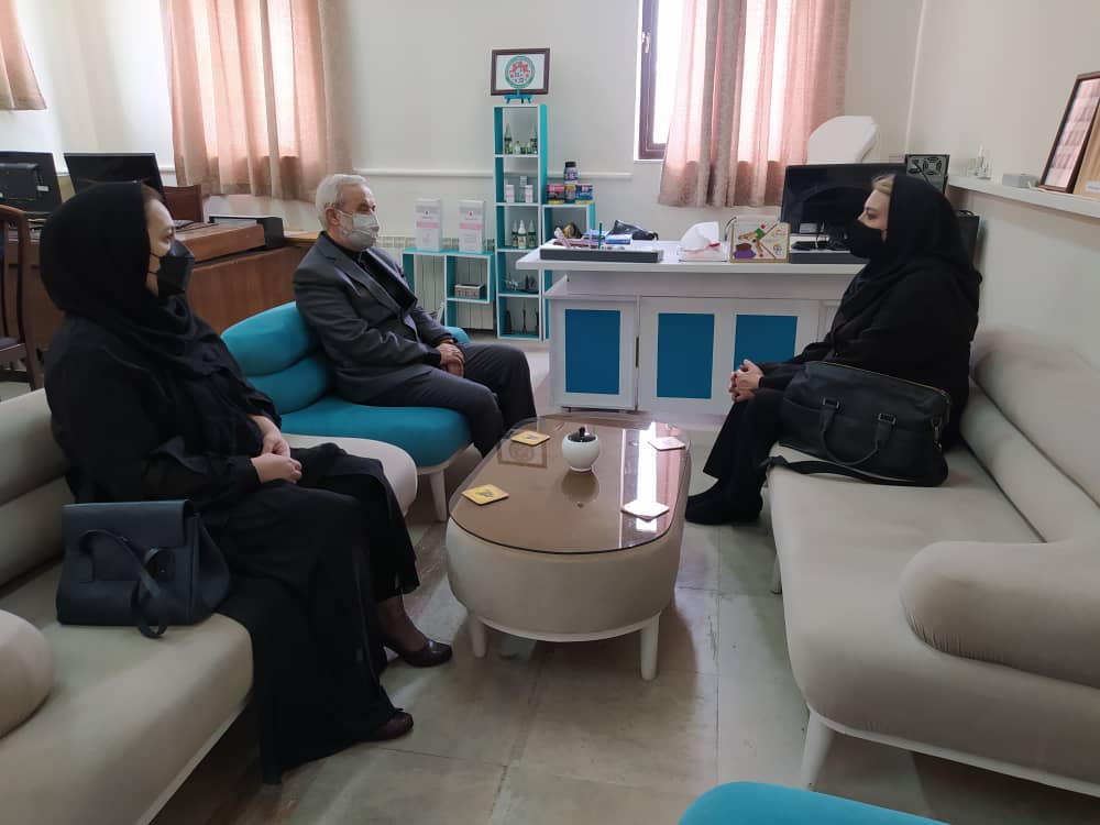 با همت نخبگان آذربایجان نانو تکنولوژی، نگین ایران خواهد بود.