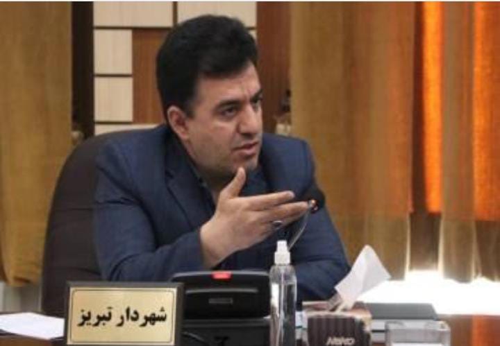 مشکل اتوبوس‌های شهری غیر قابل کتمان است و مدیریت فعلی شهری بار هشت سال گذشته را بر دوش می‌کشد.