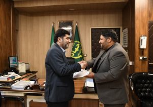 تجلیل رئیس مرکز وکلاء کارشناسان رسمی و مشاوران خانواده قوه قضائیه ازرئیس سازمان جهاد کشاورزی آذربایجان شرقی