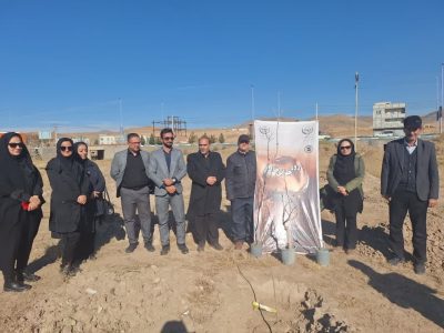 غرس ۳ هزار اصله نهال در راستای گرامیداشت روز جهانی خاک در شهرستان عجب شیر