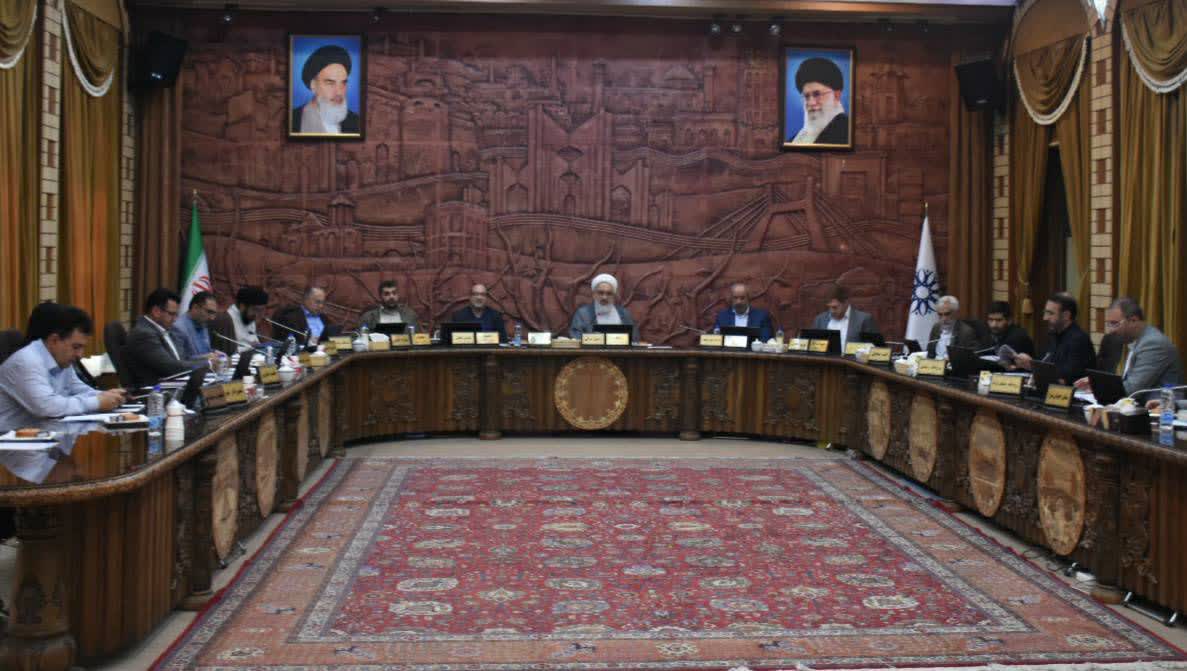 در جلسه شورای شهر تبریز مطرح شد؛سیاست نهاد کتابخانه های عمومی کشور توسعه و تعریف خدمات جدید در کتابخانه های مرکزی کلانشهرها