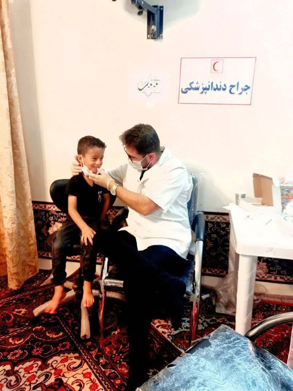 استقرار کاروان سلامت هلال احمر در شهرک شهید بهشتی تبریز