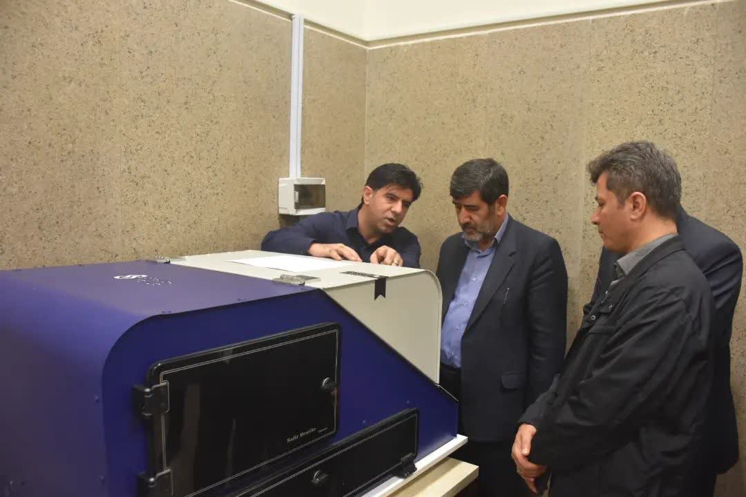با حضور معاون سیاسی اجتماعی استانداری آذربایجان شرقی؛سومین چاپگر خط بریل در بخش نابینایان و کم بینایان کتابخانه مرکزی تبریز راه اندازی شد