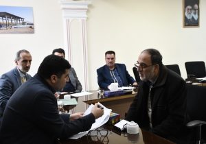 یکی از مهم ترین وظایف مسئولین ایجاد ارتباطات دو سویه با مردم است