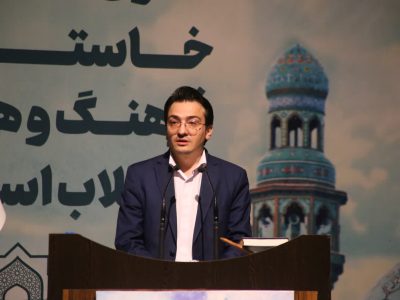 کانون‌های مساجد محور سیاست مردمی‌سازی فرهنگ در کشور هستند