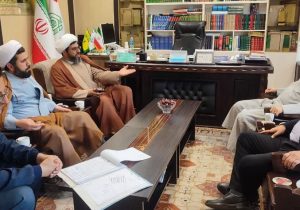 دیدار امام جمعه بخش تسوج با مدیر کل اوقاف و امور خیریه استان آذربایجان شرقی
