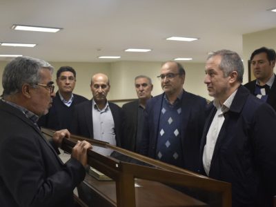 ترویج فرهنگ کتابخوانی باید نهادینه شود