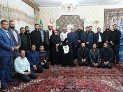 همزمان با ایام فاطمیه و گرامی داشت بسیج حضور در منزل خانواده شهید عادل سرآمدی