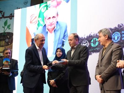 سازمان جهاد کشاورزی آذربایجان شرقی به عنوان استان برتر کشور در برگزاری هفته خاک انتخاب شد