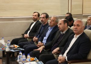 برگزاری مراسم گرامیداشت هفته پژوهش و فناوری در دانشگاه آزاد اسلامی واحد ایلخچی همزمان با اولین نمایشگاه و سمینار صنعت پسته و فناوری‌های راهبردی