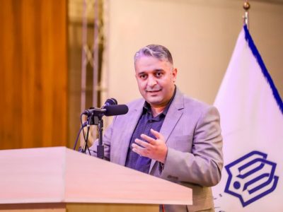 توزیع بیش از ۱۱۰۰ متر مربع فرش سجاده ای و اقلام نماز خانه ای به مدارس آذربایجان شرقی