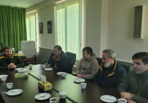 تجلیل از پاسداران انقلاب در دیدار مدیر روابط‌عمومی و اعضای بسیج مجتمع مس سونگون با فرمانده سپاه ورزقان