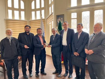 اجازه نخواهیم داد نخبگان به سرنوشت یخ فروش دچار شوند