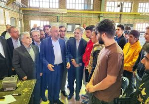 بازدید وزیر تعاون از مرکز کارگاههای مهارت آموزی فنی و حرفه ای میانه