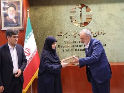 آذربایجان شرقی در زمره استان‌های برتر اقامه نماز؛ تجلیل از خادمان نماز در سازمان حفاظت محیط زیست