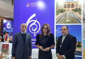 بازدید مقامات ایران و ارمنستان از غرفه دانشگاه هنر اسلامی تبریز در نمایشگاه گردشگری ۲۰۲۵ ارمنستان