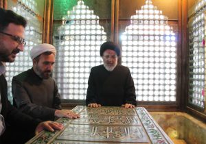 مراسم باشکوه غبارروبی امامزادگان و بقاع متبرکه تبریز در روز ملی تکریم امامزادگان و دهه کرامت برگزار شد
