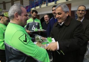 تجلیل «سلمانی» از جانبازان افتخارآفرین آذربایجان‌شرقی در مسابقات گلبال لیگ برتر جانبازان بصیر کشور